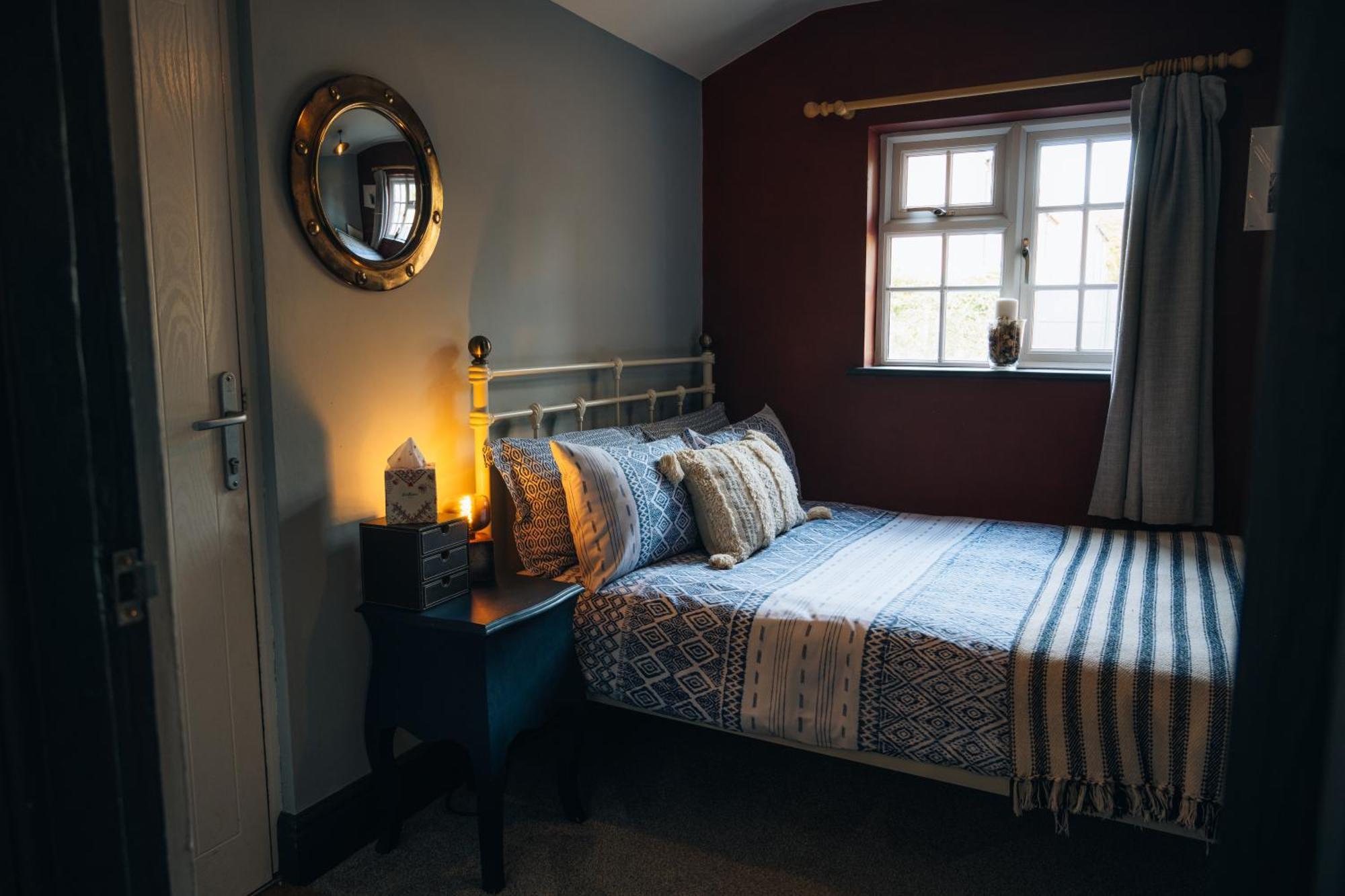 The Bolt Hole - Stratford Upon Avon - Central - Free Offstreet Parking - 2 Bed Luxury Apartment Екстер'єр фото